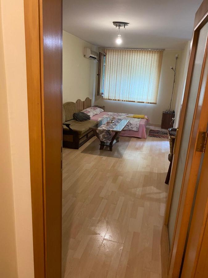 Апартамент Столетов Warna Exterior foto