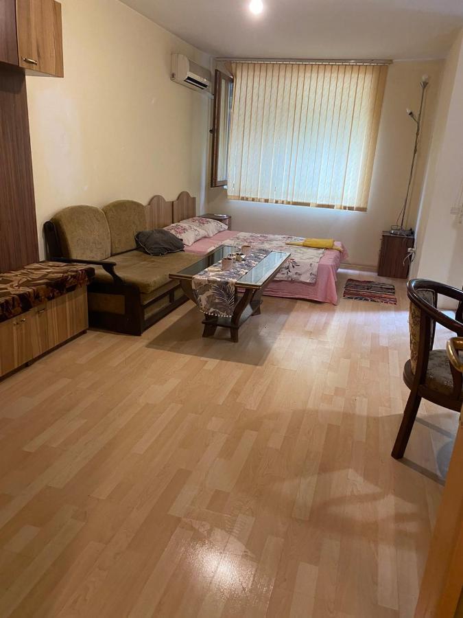 Апартамент Столетов Warna Exterior foto